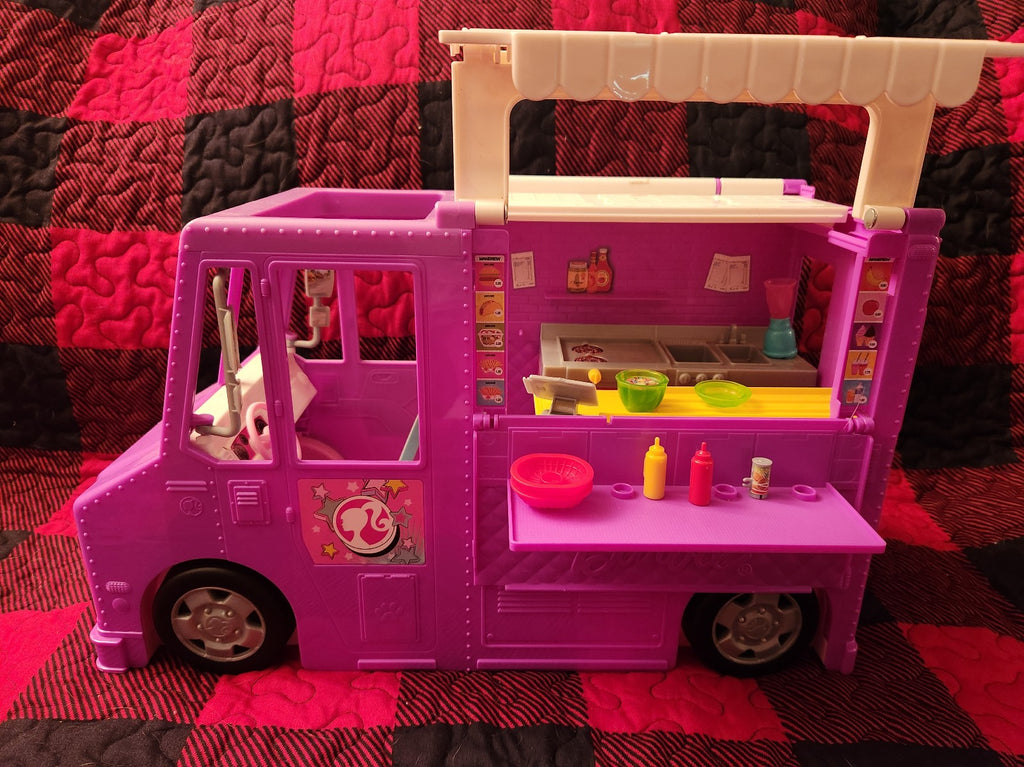 Barbie Fresh N Fun Food Truck Playset