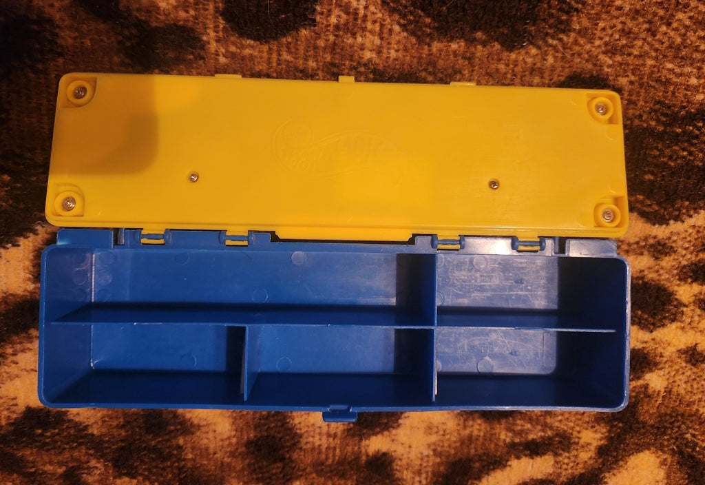 Hot Wheels 1998 Saltflat Racer Cars Carrying Case