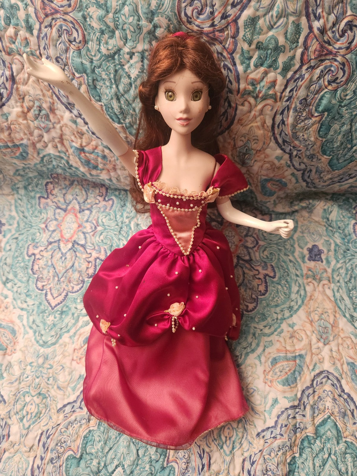 Disney Princess Belle Porcelain Doll 2003 Holiday Edition