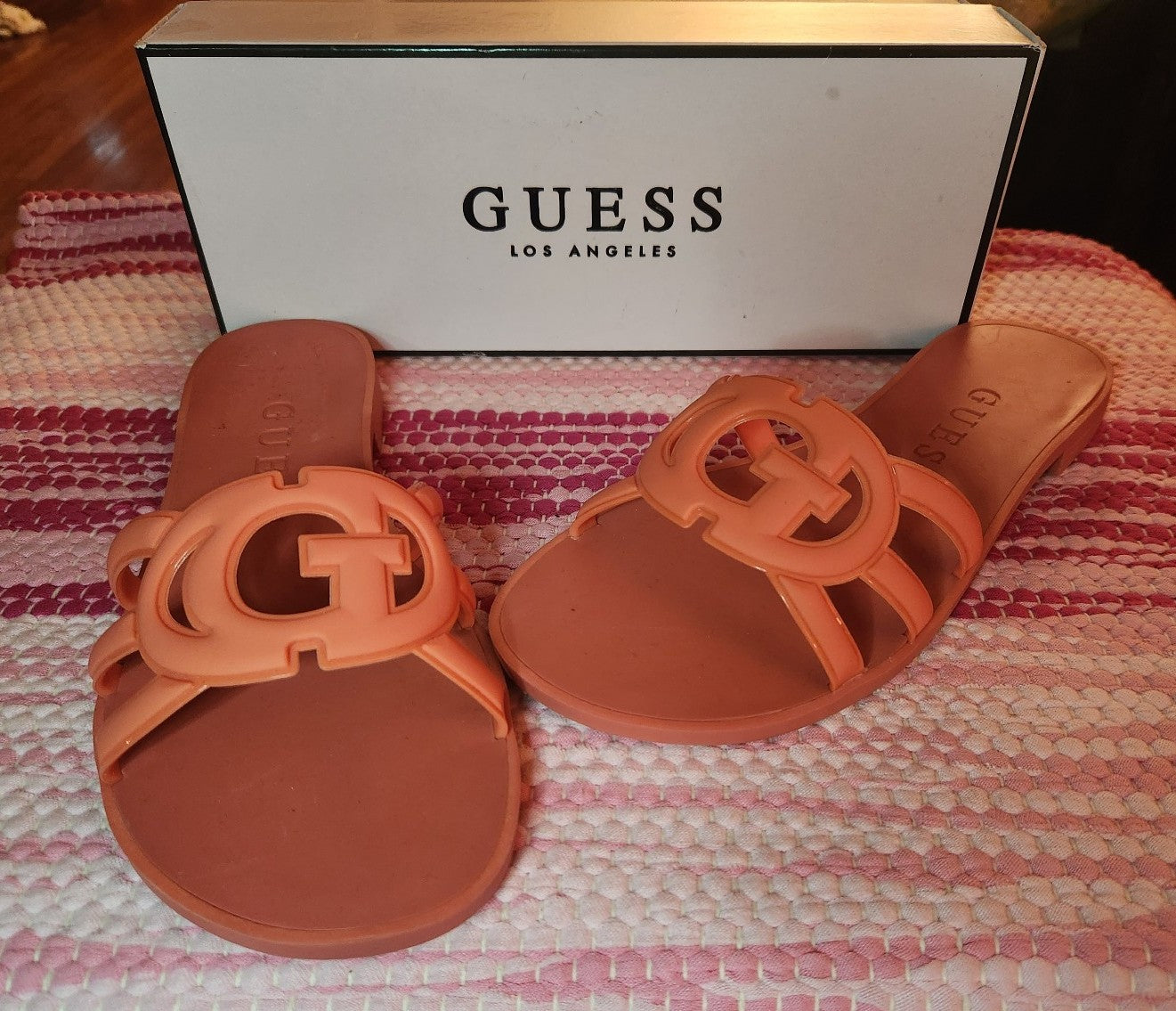 Guess Orange Elyho Sandals Ladies Size 8 NWT