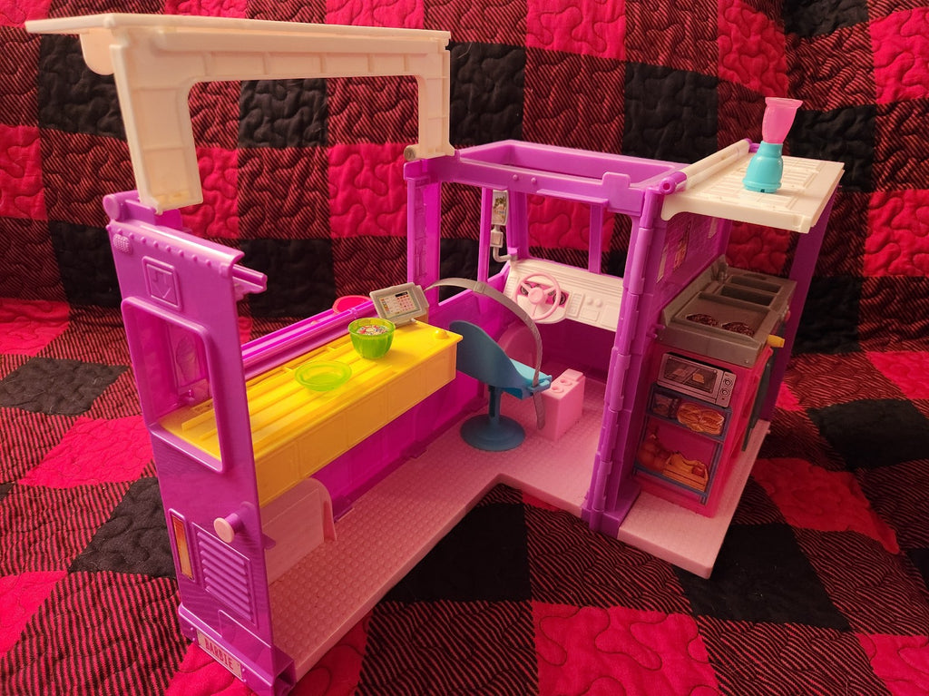 Barbie Fresh N Fun Food Truck Playset