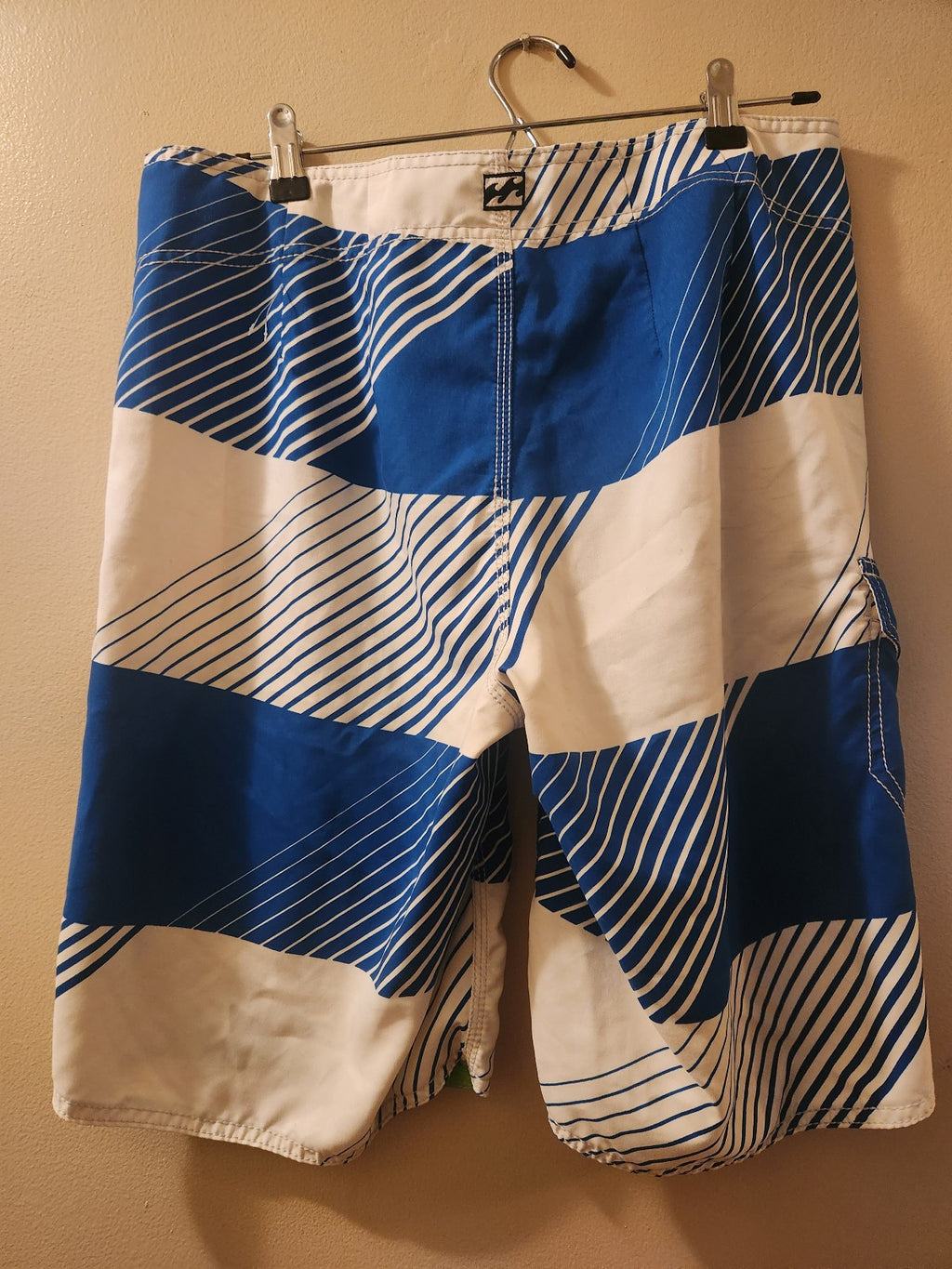 Billabong Mens Blue Stripe Boardshorts Size 33