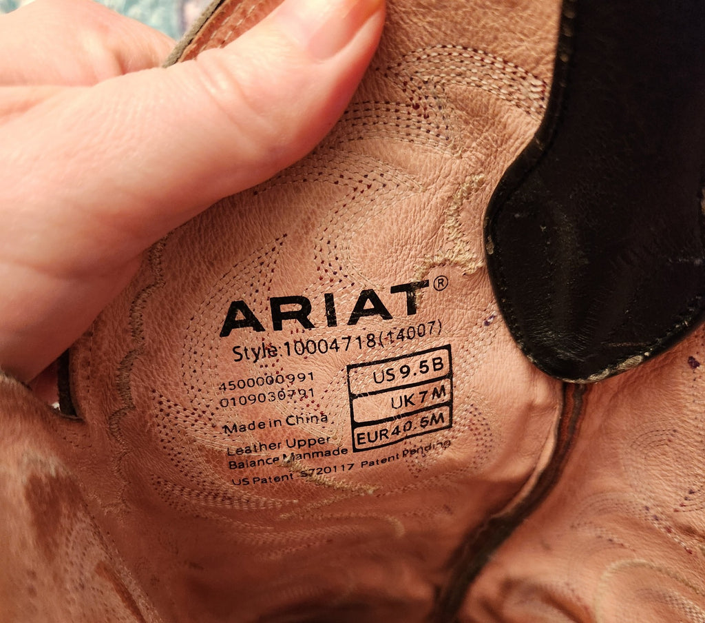 Ariat Womens Black Deertan & Red Round Toe Western Cowboy Boots Size 9.5
